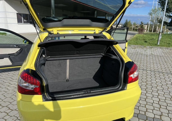 Audi A3 cena 19999 przebieg: 187000, rok produkcji 1999 z Bytom małe 172